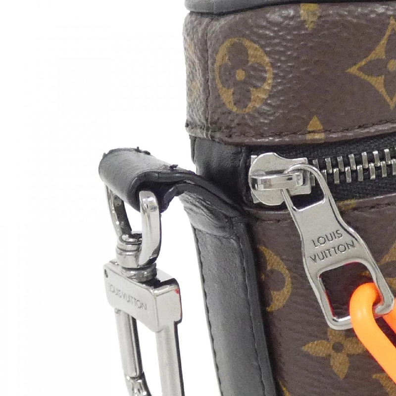 Túi xách Louis Vuitton Monogram Monogram Barrel M00966 623107