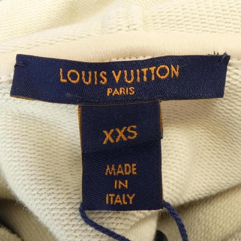 Áo khoác LOUIS VUITTON FOST11RC3 633267
