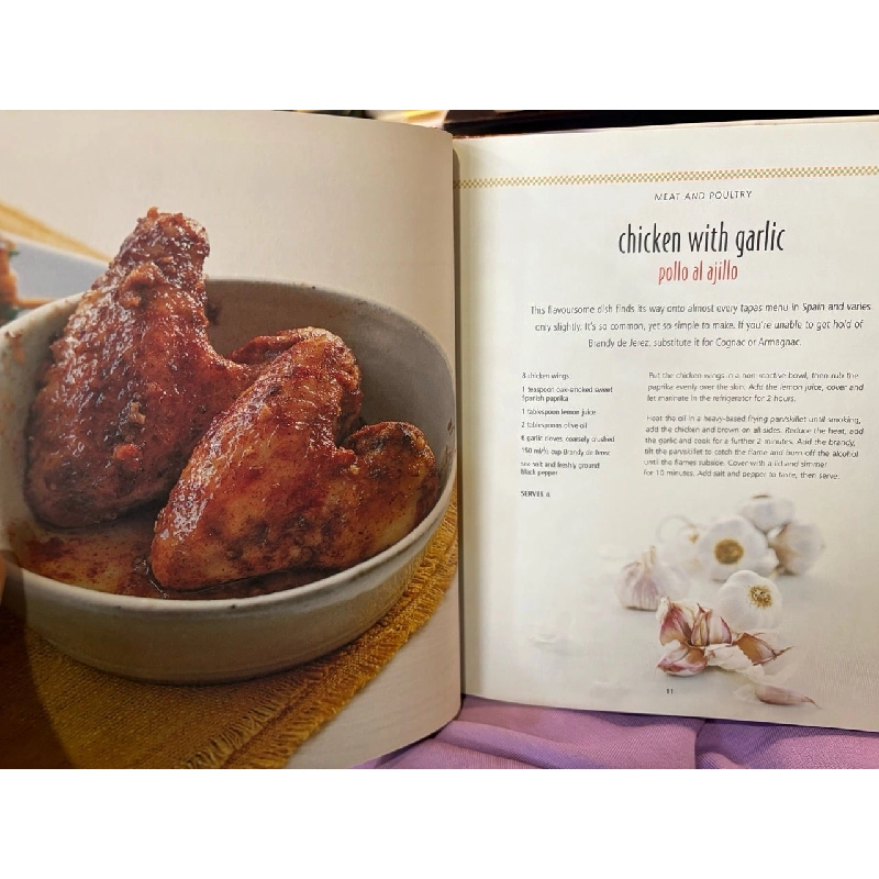 Tapas and other Spanish plates to share 999526