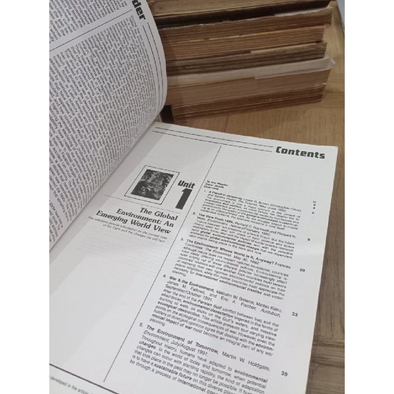 Annual Editions: Environment 93/94 - John L. Allen 791612