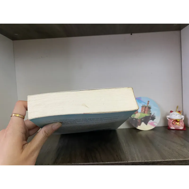 Ngôi nhà bên bờ biển xanh thẳm - 	 T J Klune 1003138