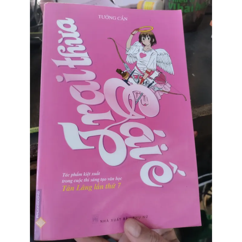 tiểu thuyết "Trai thừa gái ế" (Traithua Gái ế) của tác giả Tưởng Cẩn. 
 695641