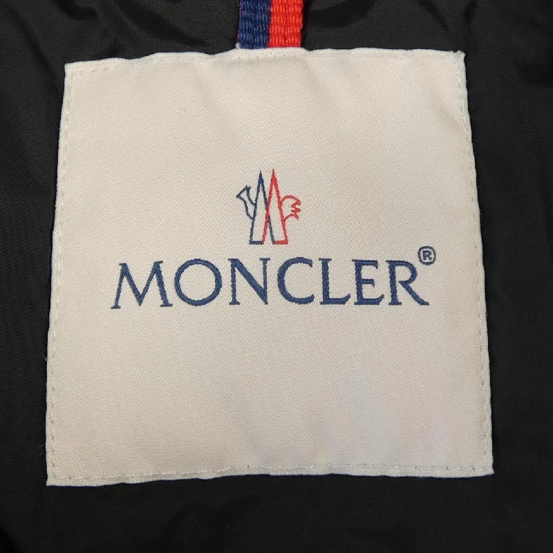 Áo khoác lông vũ MONCLER AVOCETTE 630556