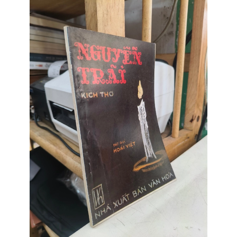 Nguyễn Trãi ( kịch thơ ) - Hoài Việt 1027950