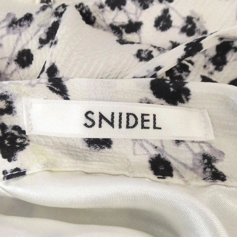 【Mã giảm giá】Đầm Snidel 649441