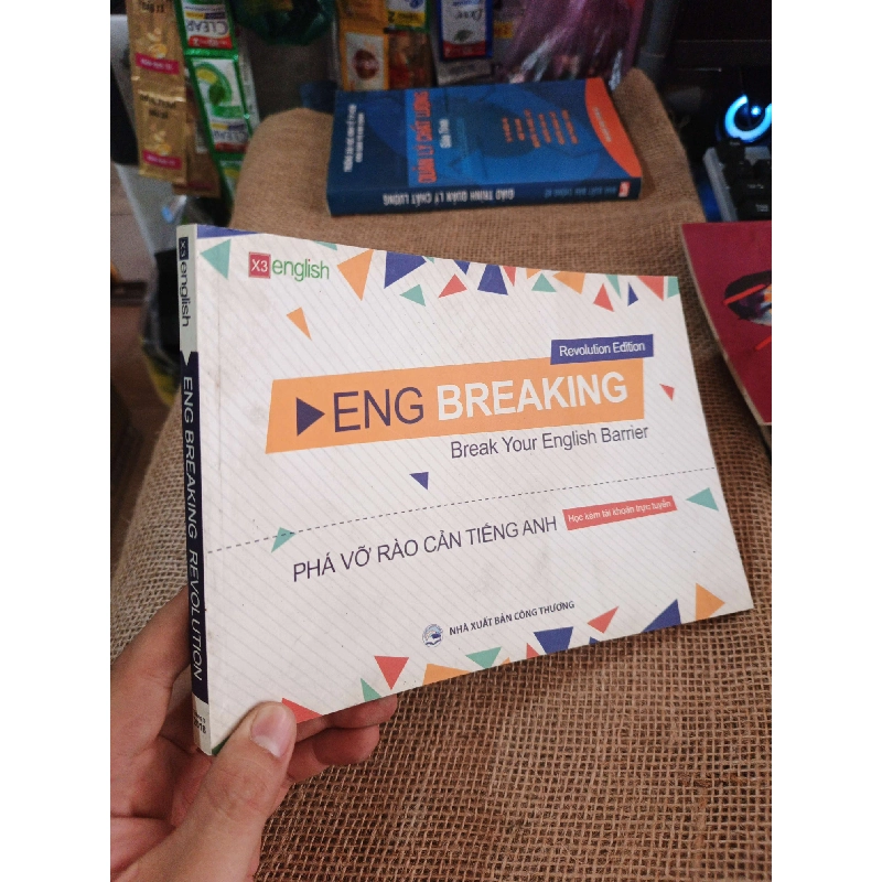 ENG BREAKING 2019 mới 90% (Sách tự học tiếng Anh) HLSC2404 1028542