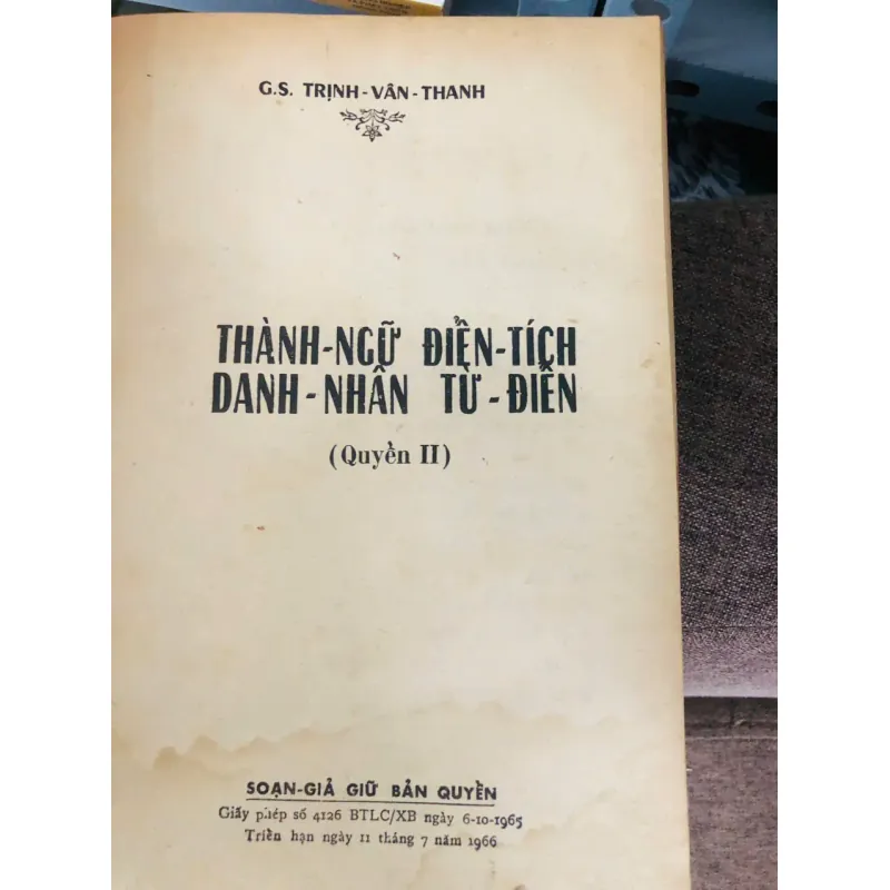 Thành Ngữ Điển Tích Danh Nhân Từ Điển I và II - Trịnh Vân Thanh - Từ điển / Tra cứu 796932