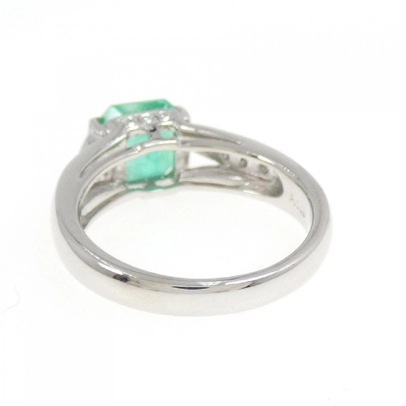 Nhẫn ngọc lục bảo PT900 1.62CT 670673