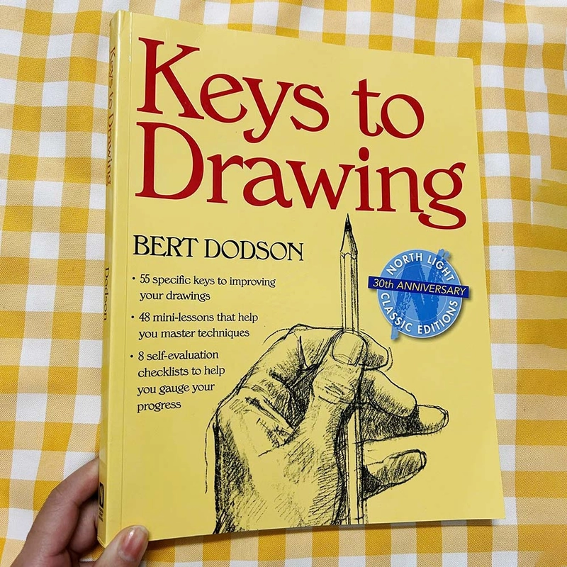[Tiếng Anh] Tập Hướng Dẫn Vẽ Cơ Bản KEYS TO DRAWING (Cấn nhẹ 4 góc) 518949