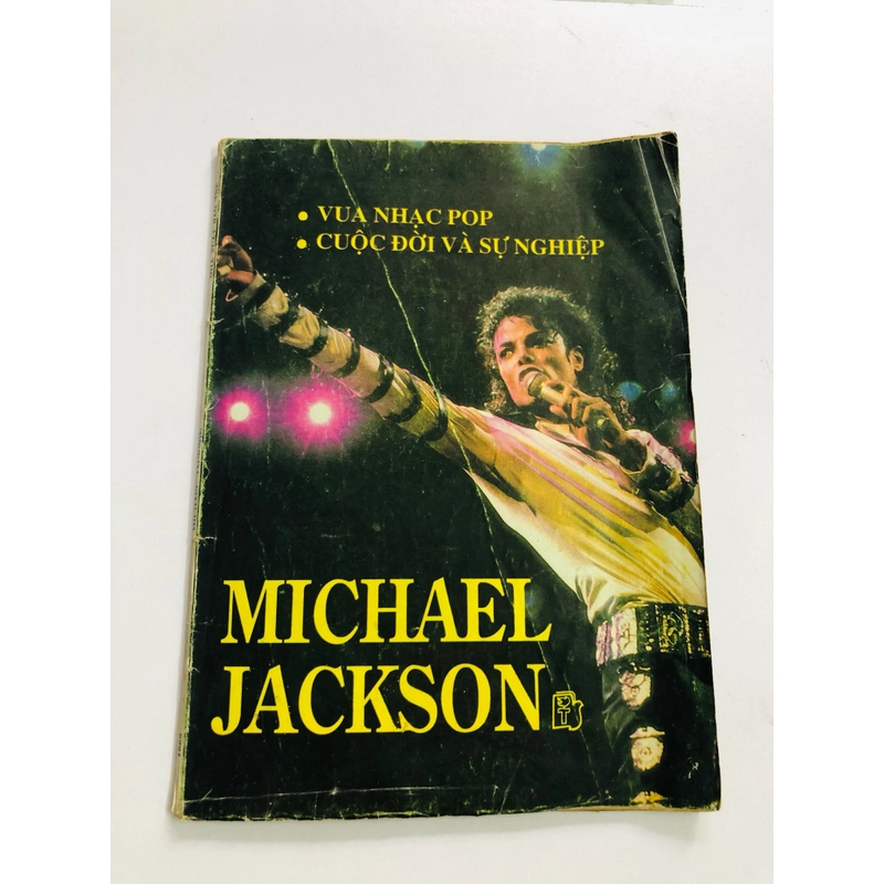 📘 MICHAEL JACKSON – Cuộc Đời & Sự Nghiệp: Vua Nhạc Pop 493417