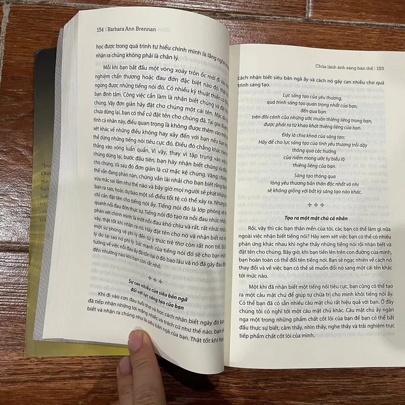 Chữa Lành Ánh Sáng Bản Thể - Barbara Ann Brennan (6) 738100