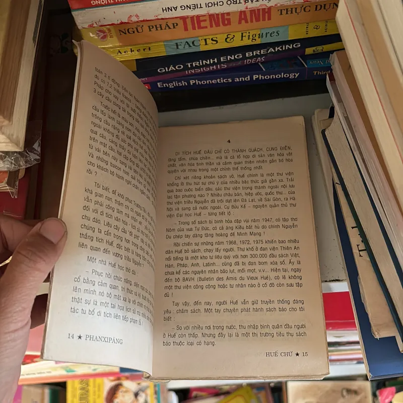 II Tựa sách: Huế Chừ (Phóng Sự) - PHANXIPĂNG - 2000 436552