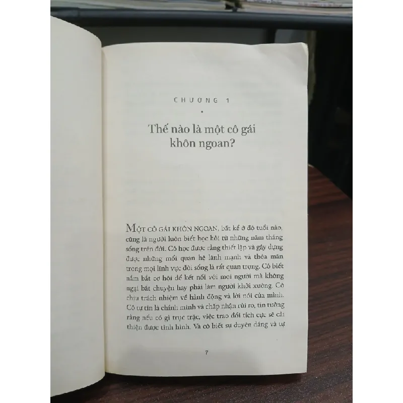 Gái khôn được tất — Mary Hartley 577771