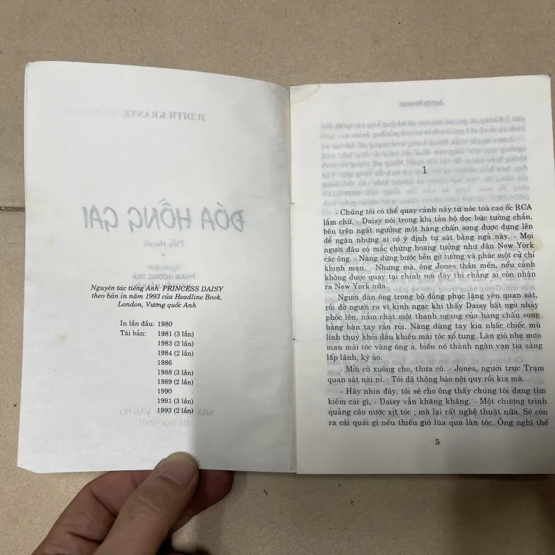 Đóa hồng gai - Judith Krantz (c47) 782207