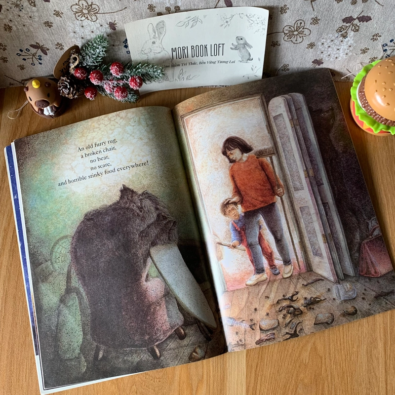Sách tranh The Bear Under the Stairs, Used, Picture Book For Kids 442998