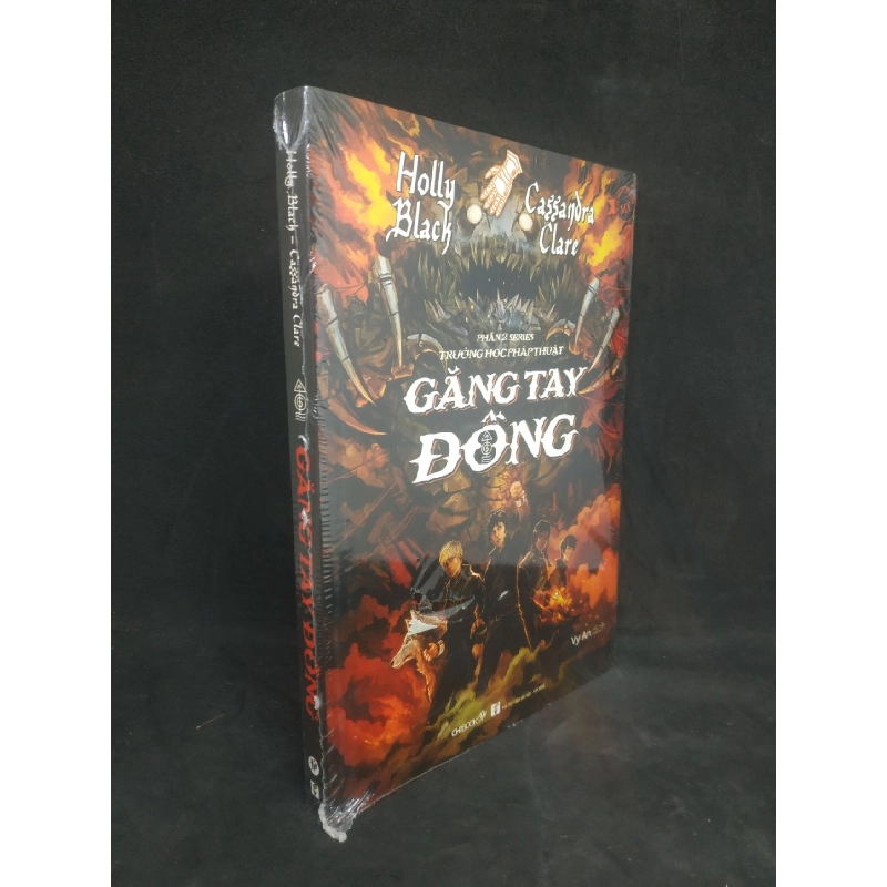 Găng tay Đồng ( phần 2 series trường học pháp thuật ) mới 100% HCM1702 910991