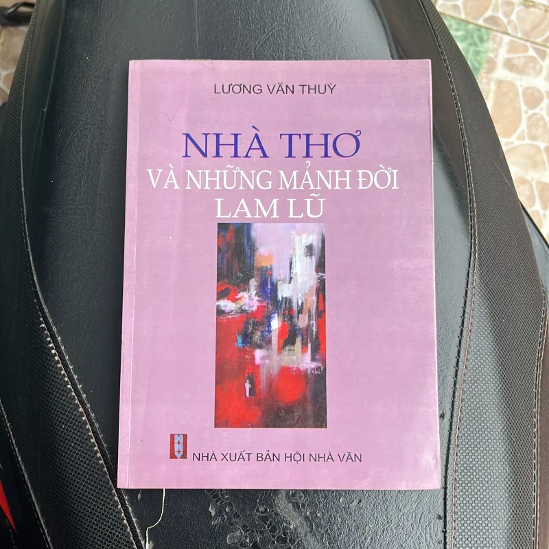 Nhà thơ và những mảnh đời lam lũ - Lương Văn thùy 791729