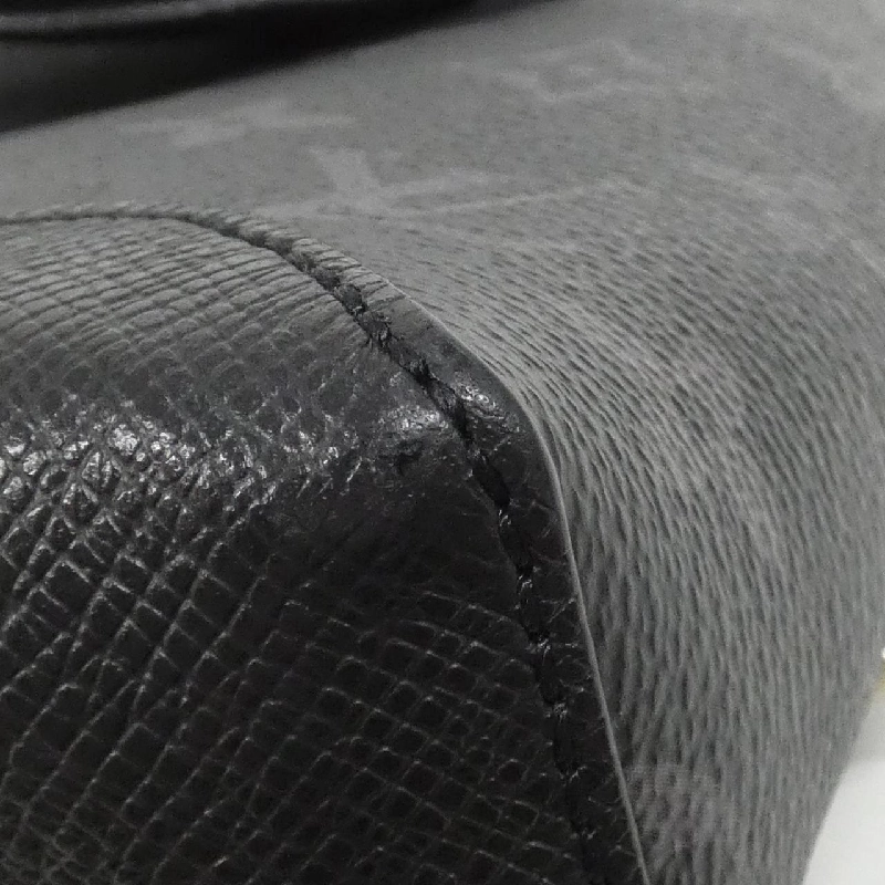 Túi đeo chéo Louis Vuitton Taiga Lama Duo M30936 - Hàng hiệu Chính hãng 767127