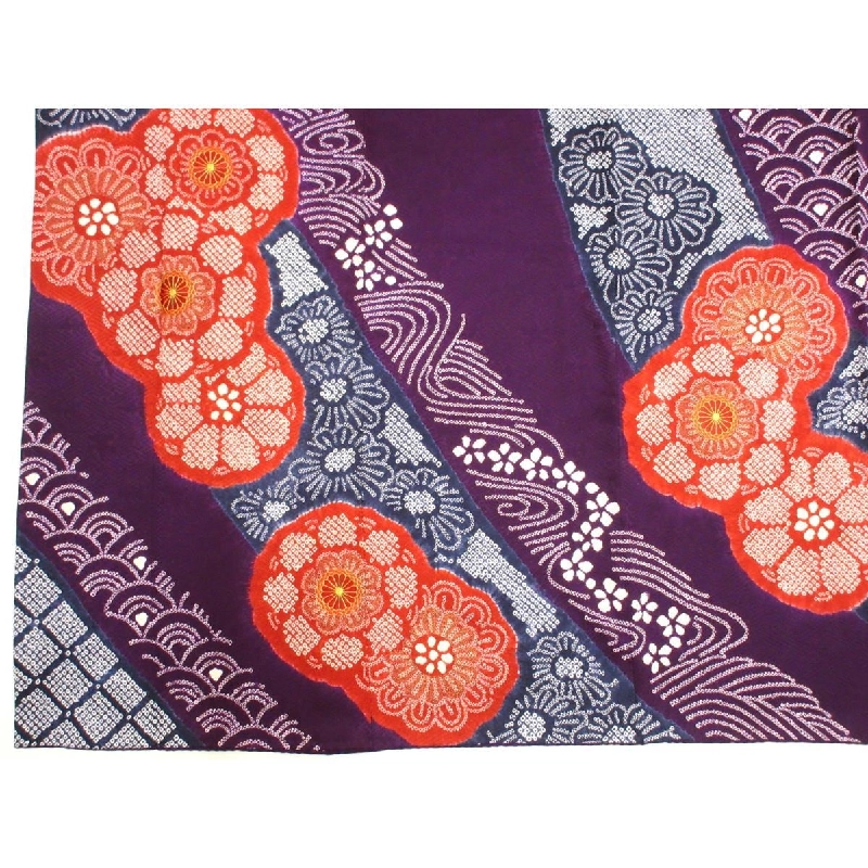 Kimono Furisode chế tác Yūzen với thêu Shibori - Hàng hiệu Chính hãng 877412