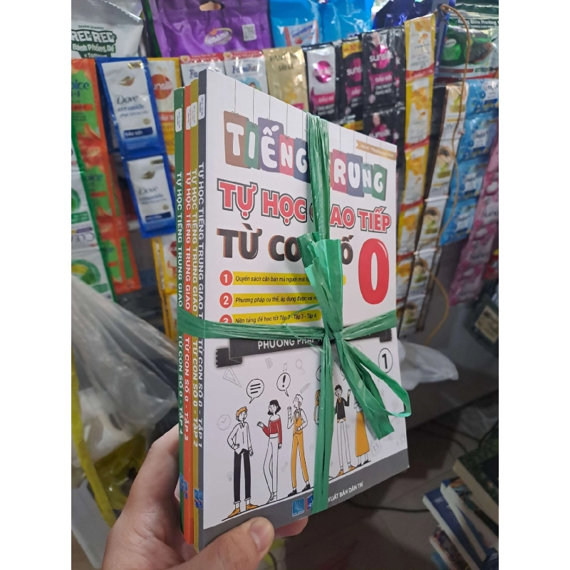 (Bộ 4 Cuốn + Sổ Tay Ngữ Pháp) Tự Học Tiếng Trung Giao Tiếp Từ Con Số 0 tặng kèm sổ tay ngữ pháp HỌC NGOẠI NGỮ HCM3012 924407