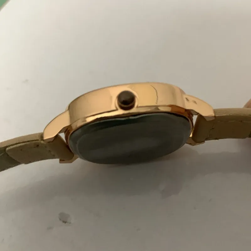 Đồng hồ Koutake còn hoạt động  674801