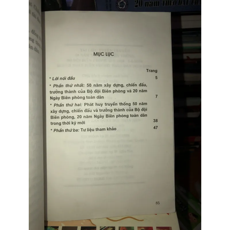 Tài liệu tuyên truyền 50 năm Ngày truyền thống Bộ đội Biên phòng (3-3-1959-3-3-2009)… 758867