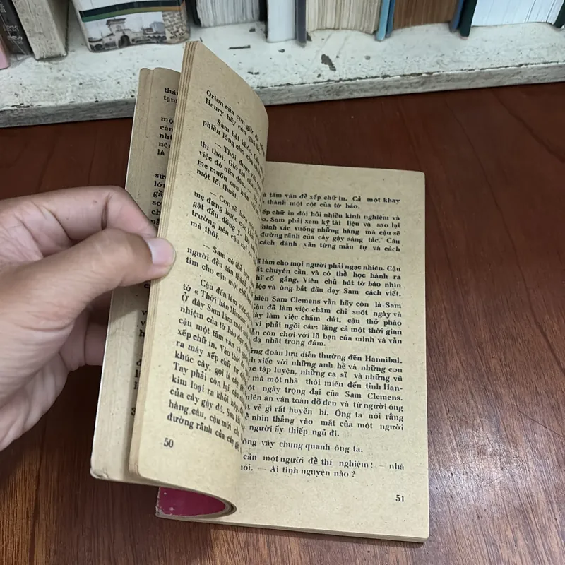 II Sách Xưa: MARK TWAIN 1835 • 1910 - K. O. PIAR - 1987 599637