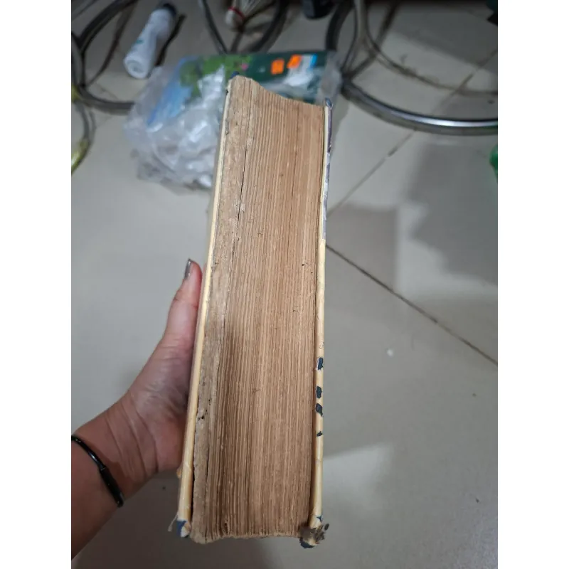 Tuyển tập thơ tình bốn phương 957758