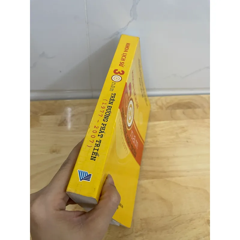 Khoa lịch sử 30 năm trên đường phát triển  574242