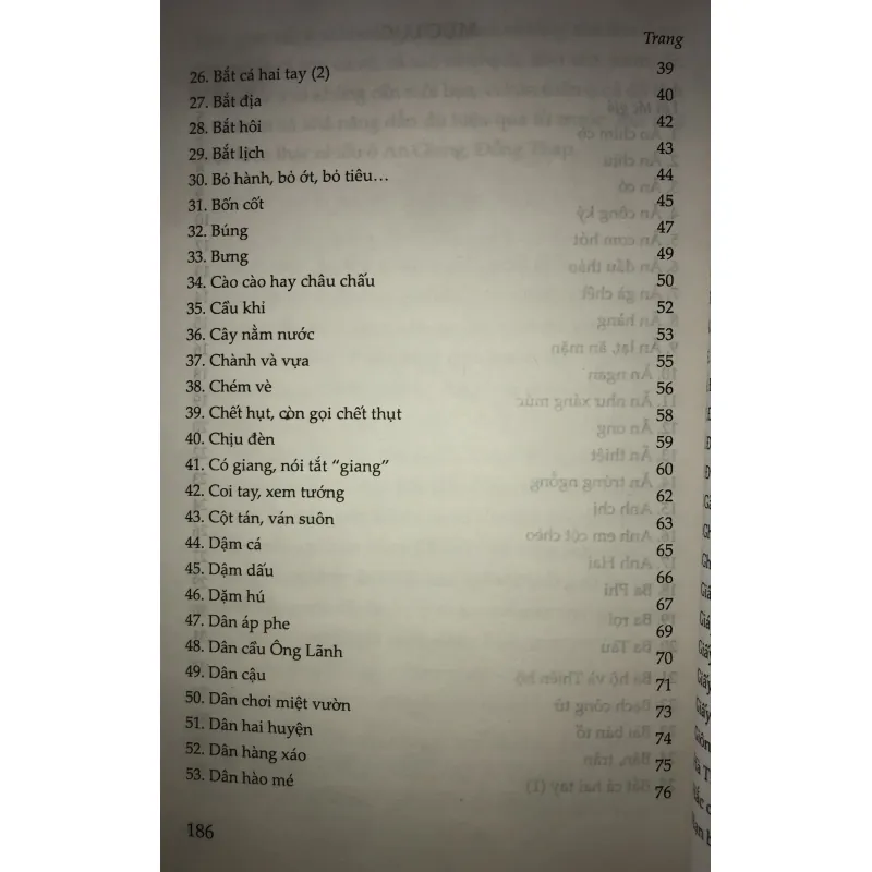 Chuyện chữ nghĩa  749577