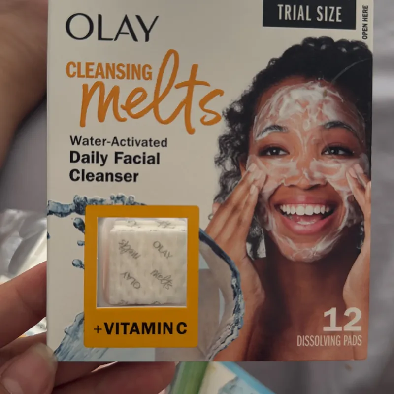 Sữa rửa mặt OLAY Vitamin C USA chính ngạch 1019330