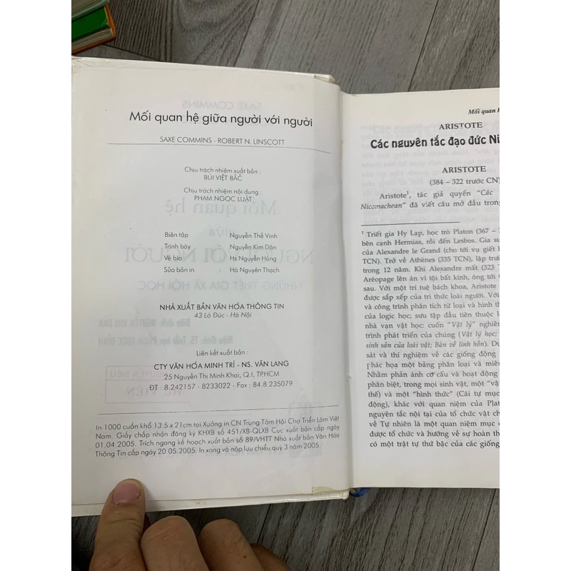 Mối quan hệ giữa người với người. 999 466357