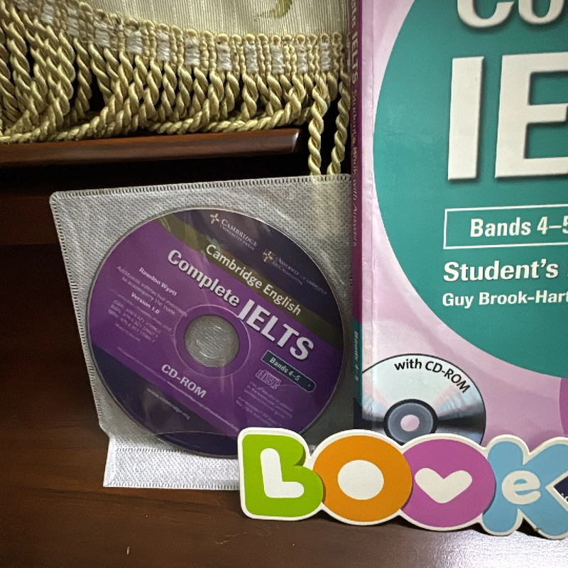 Complete IELTS band 4-5  456153