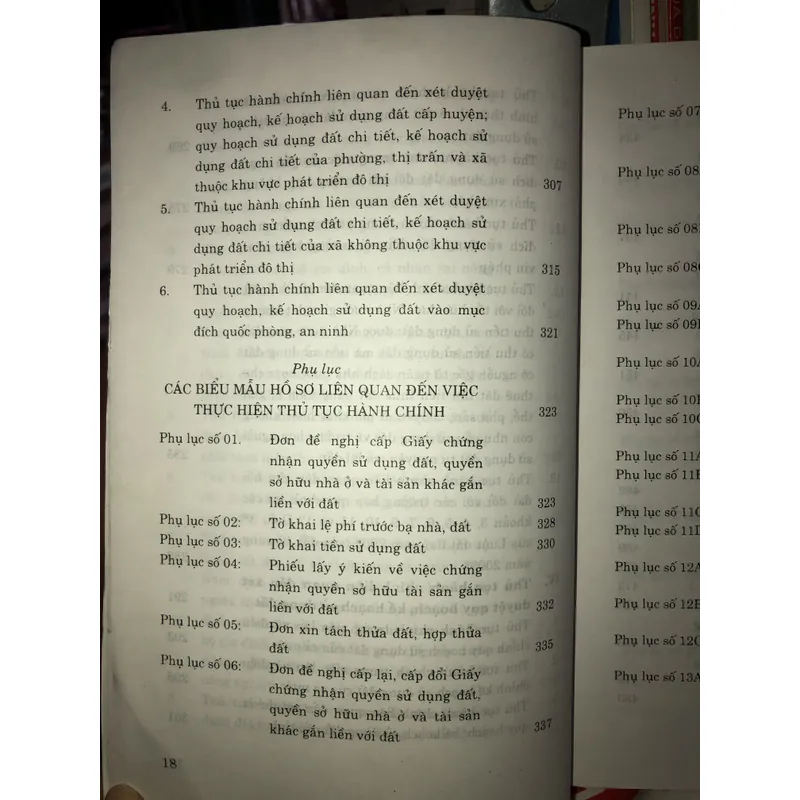 Sổ tay công tác thực hiện thủ tục hành chính trong lĩnh vực đất đai - Lê Thanh Khuyến 709726