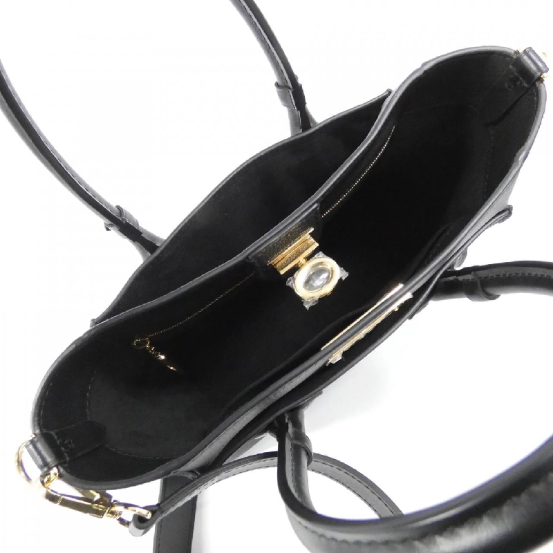 Túi Louis Vuitton On My Side PM M21546 619517