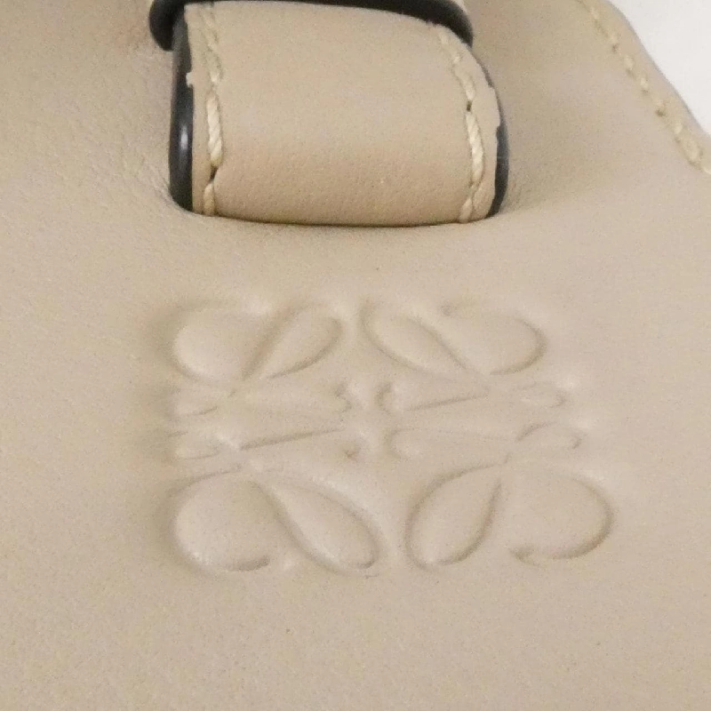 Túi xách vai Loewe Hammock Drawstring Small 314 39 Z95 - Hàng hiệu Authentic 802223