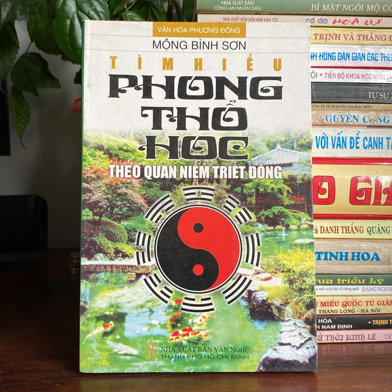 PHONG THỔ HỌC THEO QUAN NIỆM TRIẾT ĐÔNG (XB 2006) 502294