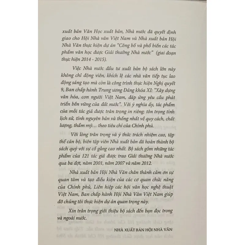 Quang Dũng tuyển tập tác phẩm được giải thưởng nhà nước 276340