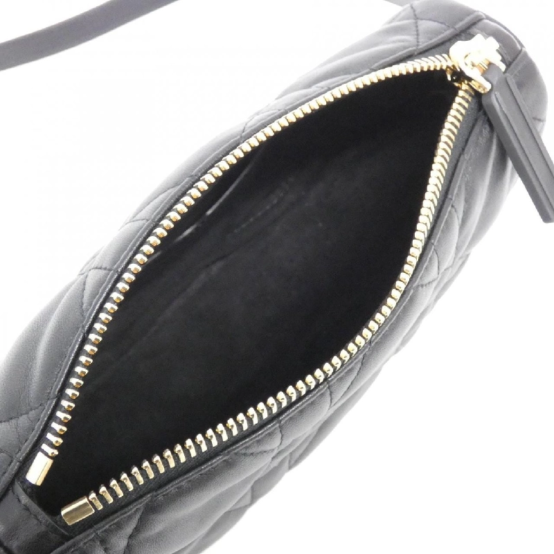 Túi xách vai Dior Vibe M7200ONOA của Christian Dior 613914