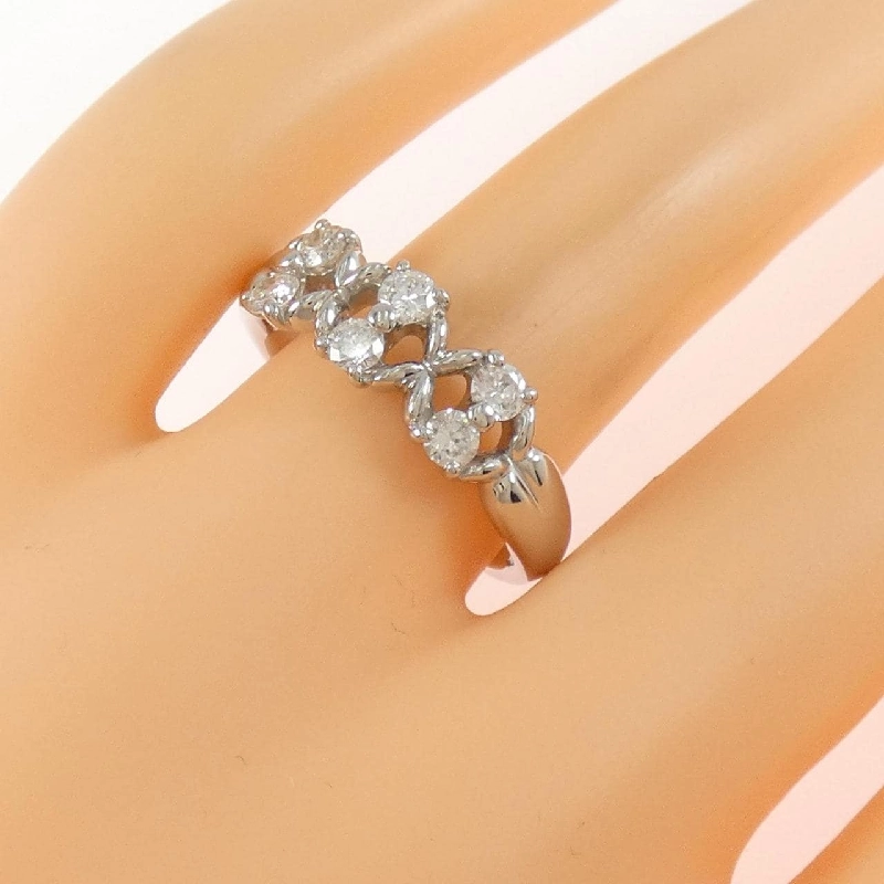 Nhẫn kim cương PT900 0.50CT - Hàng hiệu Authentic 848011