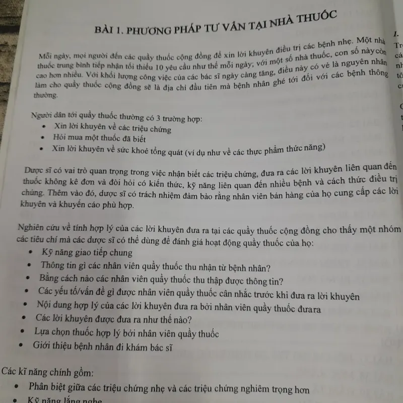 Các triệu chứng ở nhà thuốc. Hướng dẫn xử lý. Ấn bản tiếng Việt. Alison Blenkknsopp 602657