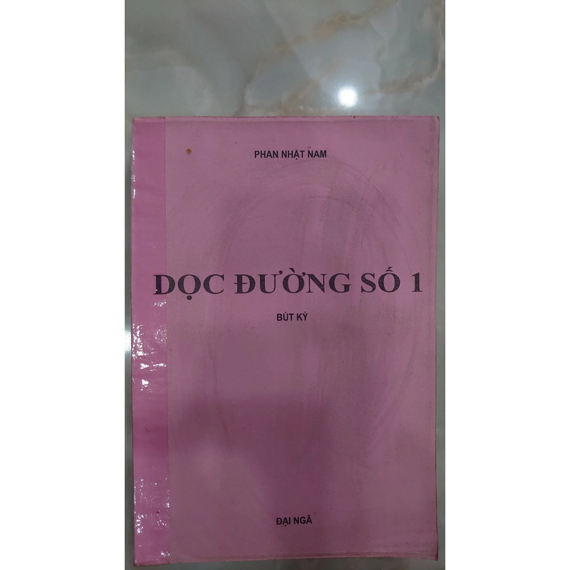 DỌC ĐƯỜNG SỐ 1 (Bút Ký). Photo.
Tác giả: Phan Nhật Nam 300398