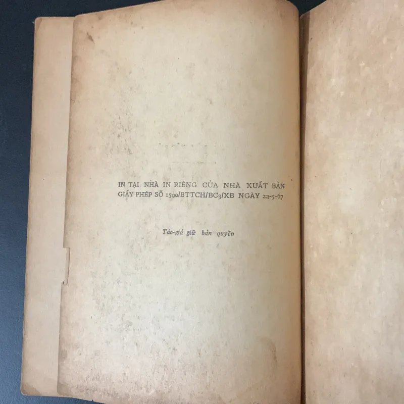 YOGA tổng quát- Thể dục- Thiền định- Đạo lý- Triết lý 759726