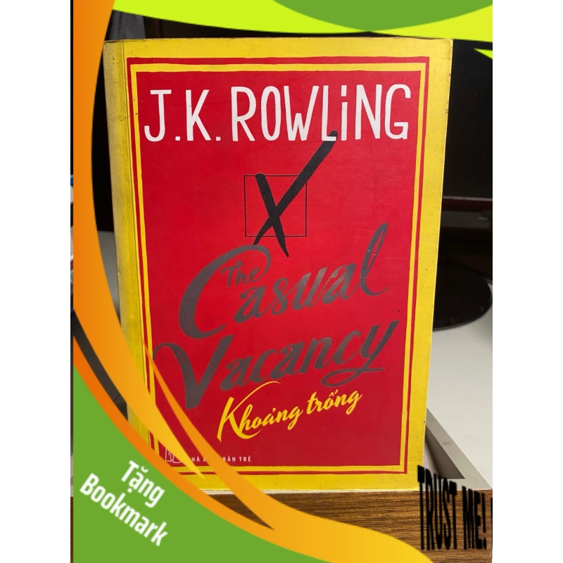 (TẶNG BOOKMARK) The casual vacancy_Khoảng Trống - J.K Rowling Sách văn học RBK0302 952903