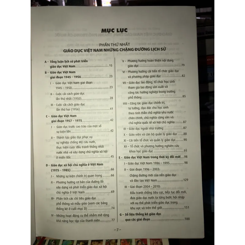 Giáo dục Việt Nam 1945 - 2010  755874