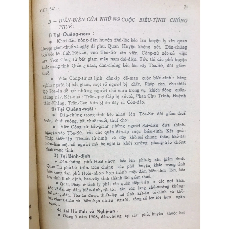 Việt sử văn minh Việt Nam thế giới sử địa lý - Lê Kim Ngân ( lớp mười hai abcd ) 126137