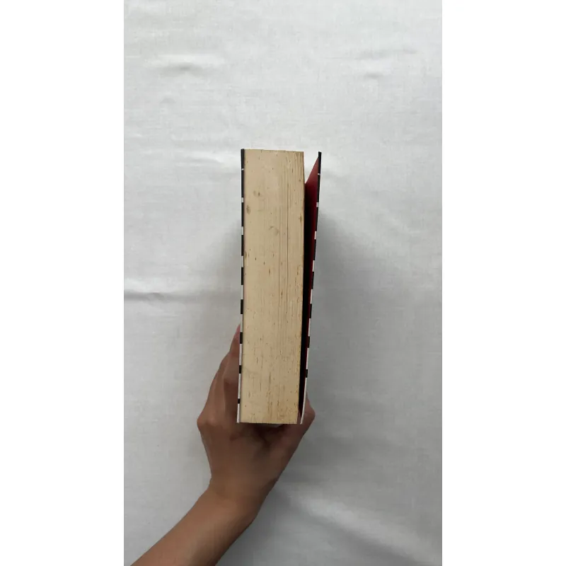 Sapiens: A Brief History of Humankind - Yuval Noah Harari   932579