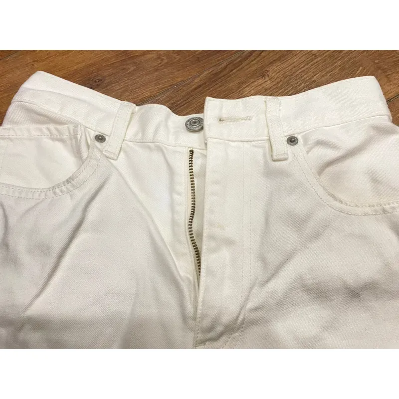 UNIQLO QUẦN SHORT TRẮNG MỚI SIZE 28(71CM) - MỚI 99,9% 591638