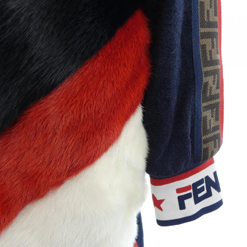 【Mã giảm giá】Áo khoác FENDI 642451