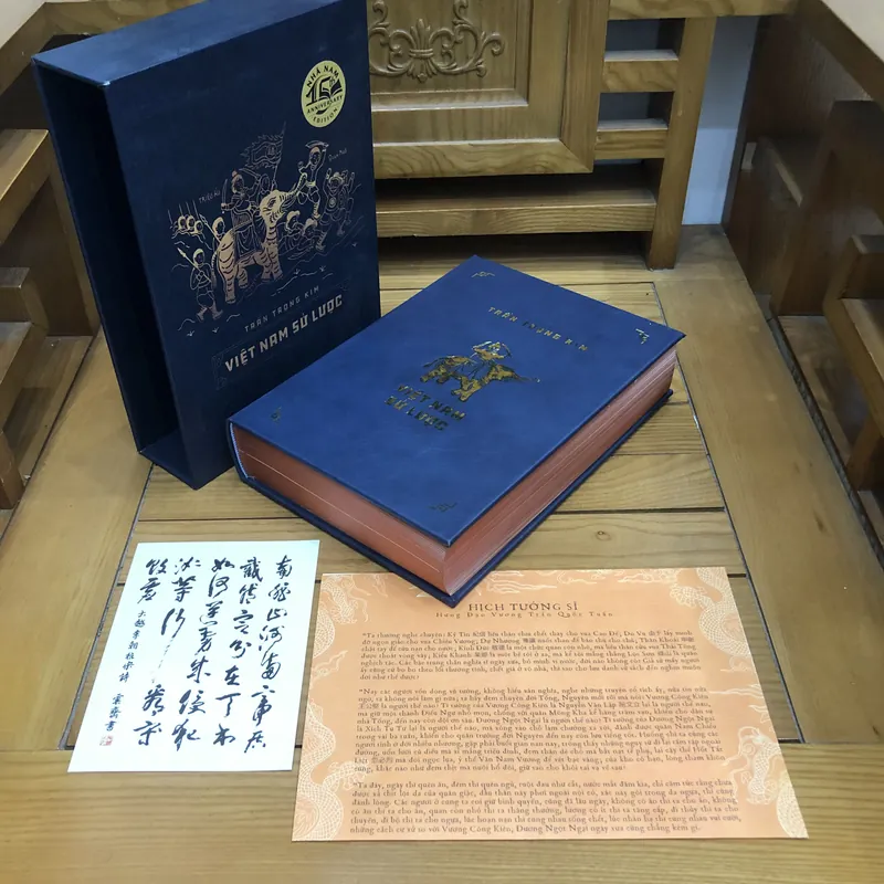 Việt Nam sử lược S777 Nhã Nam 674023